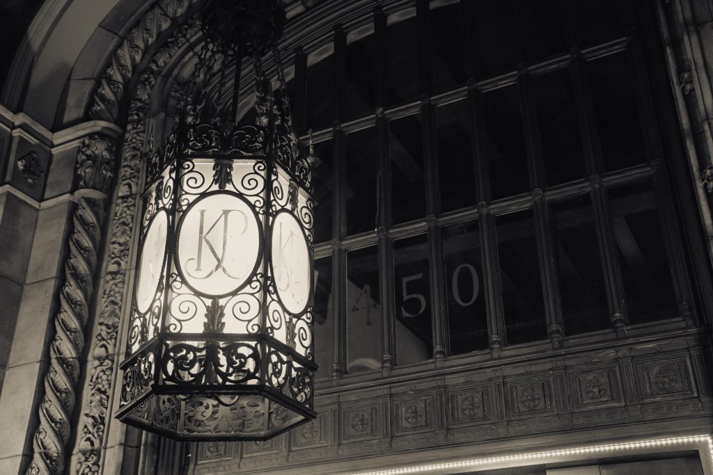 Andrea Molteni nos enseña su espectacular casa en Milán, un homenaje al legado de su familia