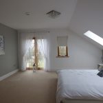 ¿Cuánto pagaría usted por una silla en la que no se va a poder sentar? Así es la decoración en el metaverso