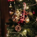 TU ÁRBOL DE NAVIDAD ILUMINADO EN UN MINUTO CON ESTE TRUCO VIRAL