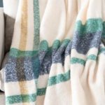 LAS 40 MANTAS PARA EL SOFÁ MÁS BONITAS, ORIGINALES Y CÁLIDAS QUE PUEDES COMPRARTE