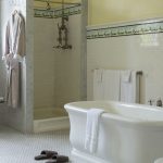 15 BAÑOS CON DUCHA Y BAÑERA MUY BONITOS PARA INSPIRARTE